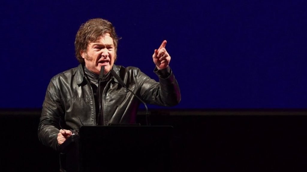 Internacional Argentina : «Fiestas gratis» Milei cierra empresa estatal de ferrocarriles y despide a casi 1.400 trabajadores